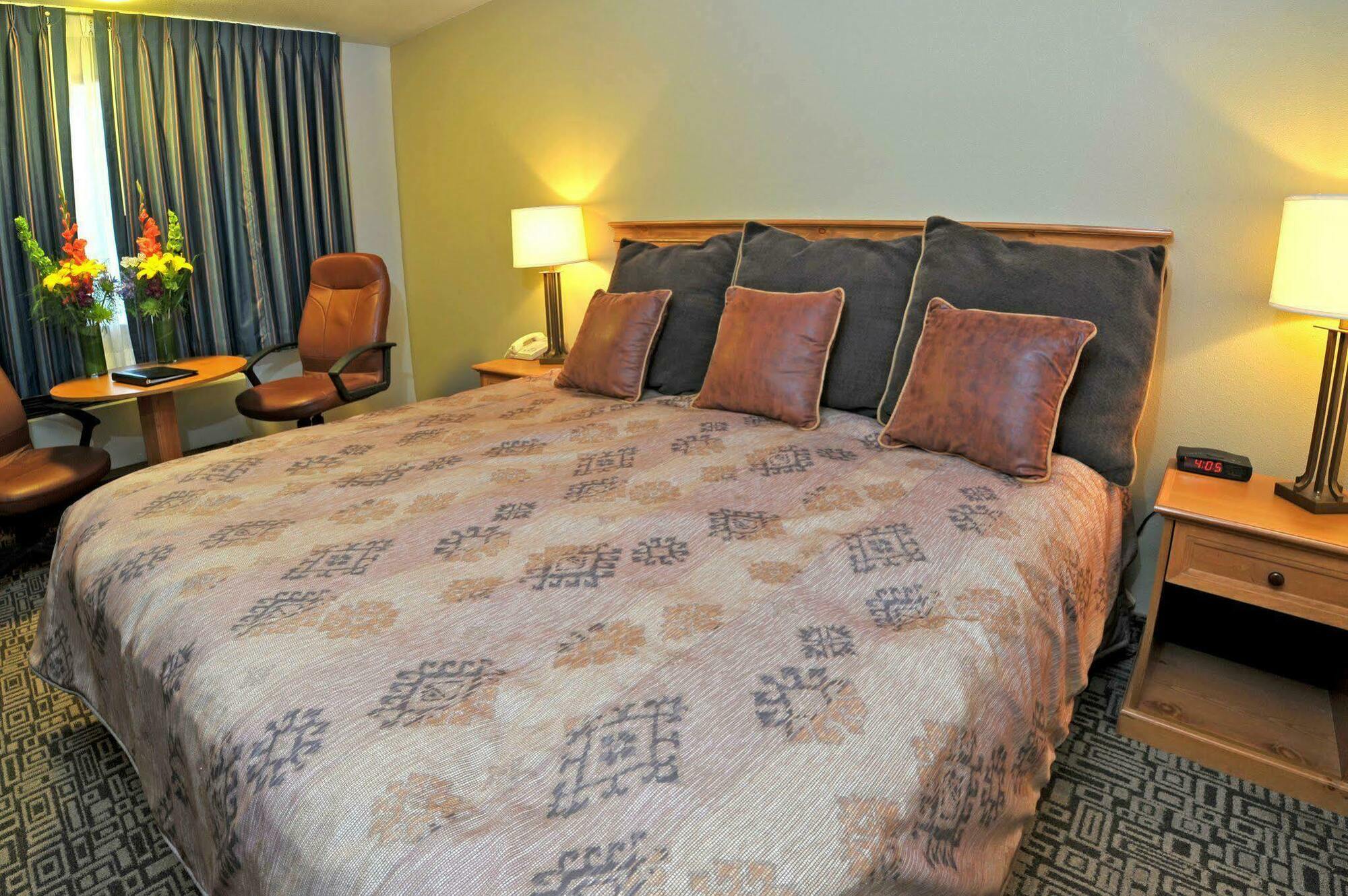 Shilo Inn Suites Hotel - Bend Kamer foto